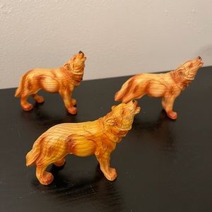 Hand Carved Wolf Figurines